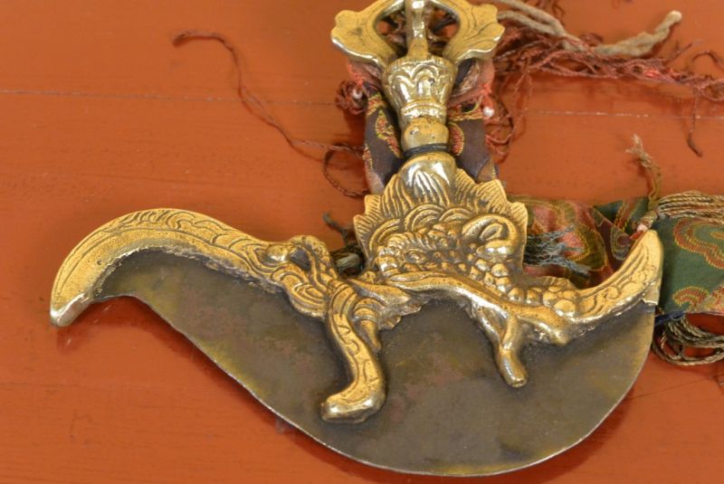 Buddhist Kartika Messer 2