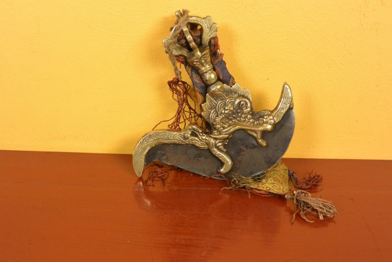 Buddhist Kartika Messer 5