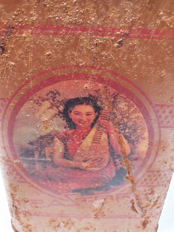 Caja de té chino viejo - Marrón - Músico 2