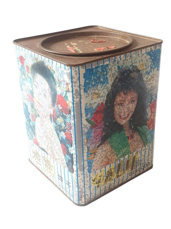 Caja Galletas China Antigua - Las mujeres 1