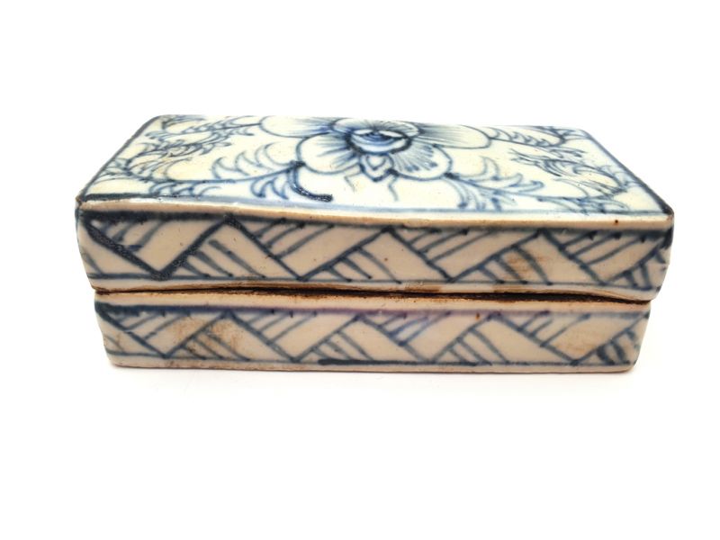 Caja pequeña de porcelana china - Flor Azul 3