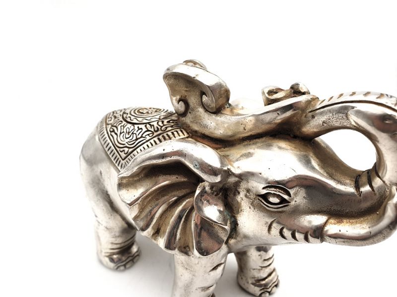 China Estatua de metal Elefante Protector 3