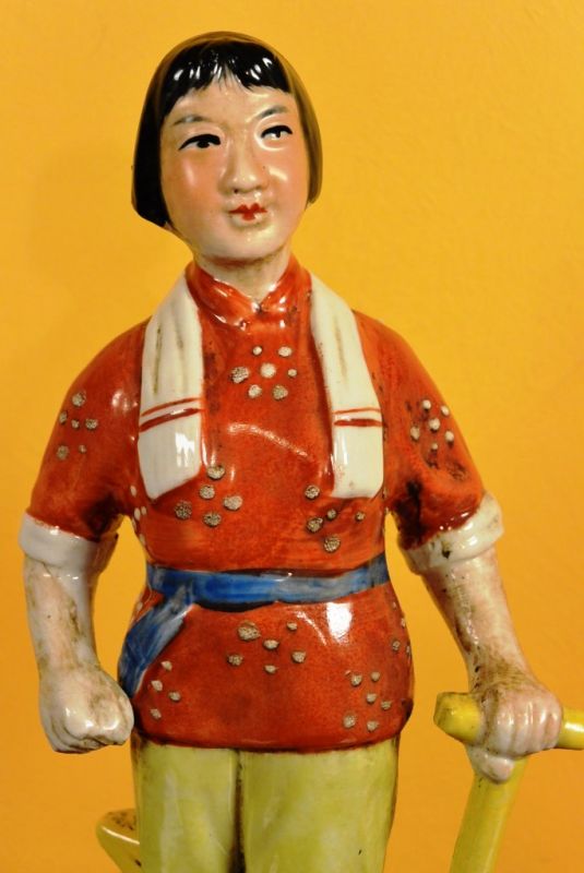 Chinese bisque statue 2