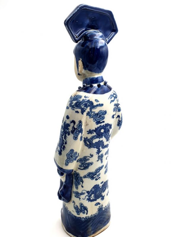 Chinese Blue White Empress Porcelain Statue - Opium pipe 5