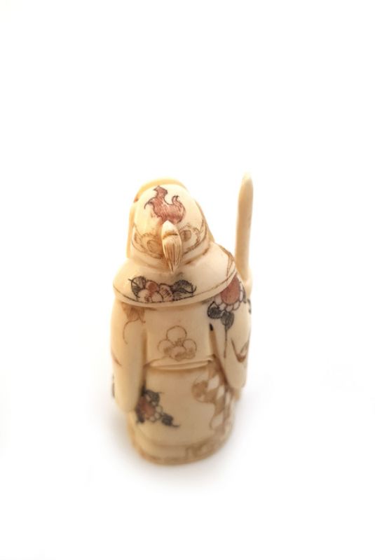 Chinese Buffalo Bones Netsuke - Warrior 2 3