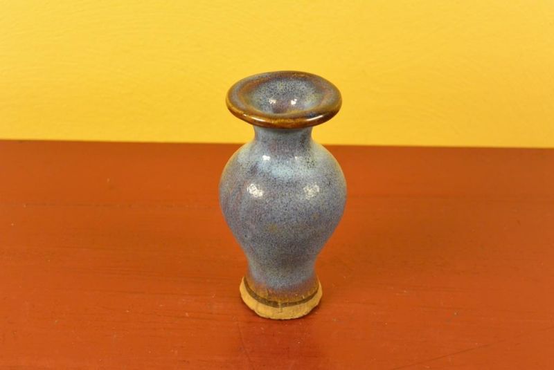 Chinese Ceramics - Small Vase 2 2