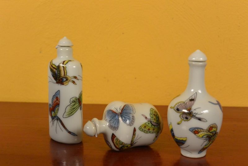 Chinese Chinese SnuffBottles Lot Butterflies 2 4