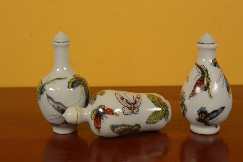 Chinese Chinese SnuffBottles Lot Butterflies 3 4