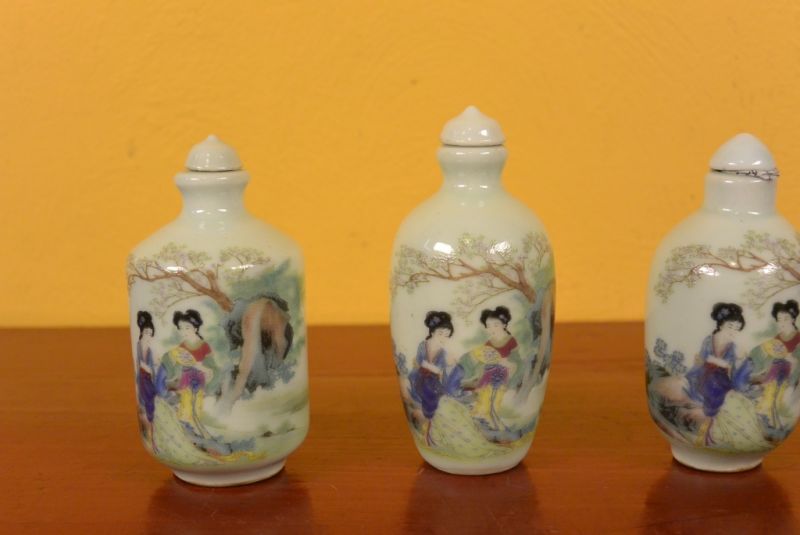 Chinese Chinese SnuffBottles Lot Court lady 2 4