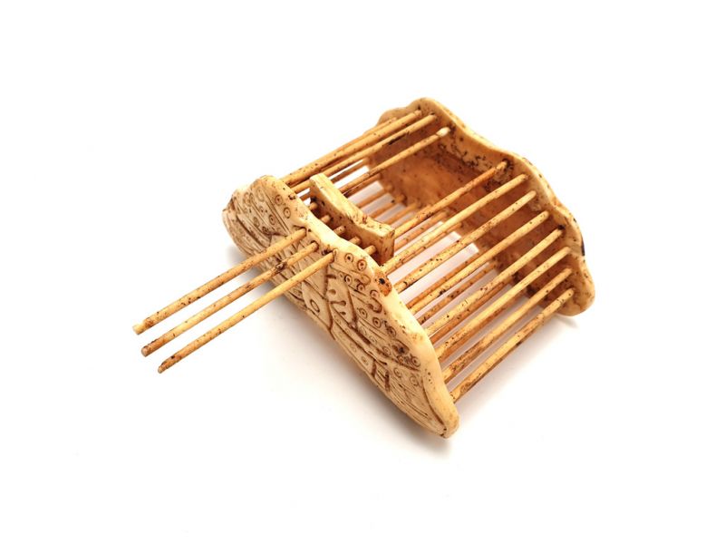 Chinese cricket cage in bone Butterfly 4