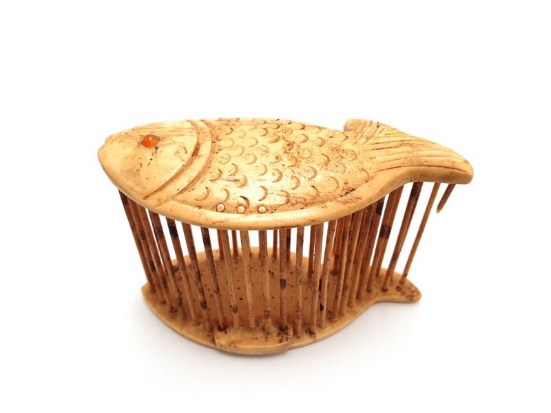 Chinese cricket cage in bone Fish 1
