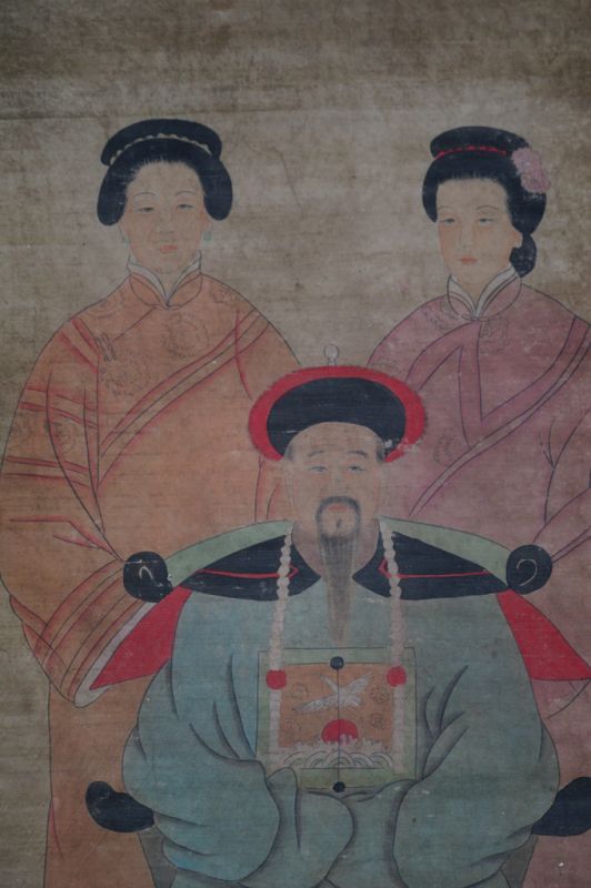 Chinese Dignitaries Family - Painting on Paper - Mid 20th Century - 3 Characters 3