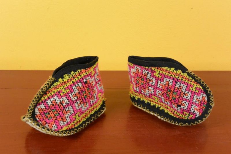 Chinese Embroidery - Miao Baby Slippers - Cross stitch 1