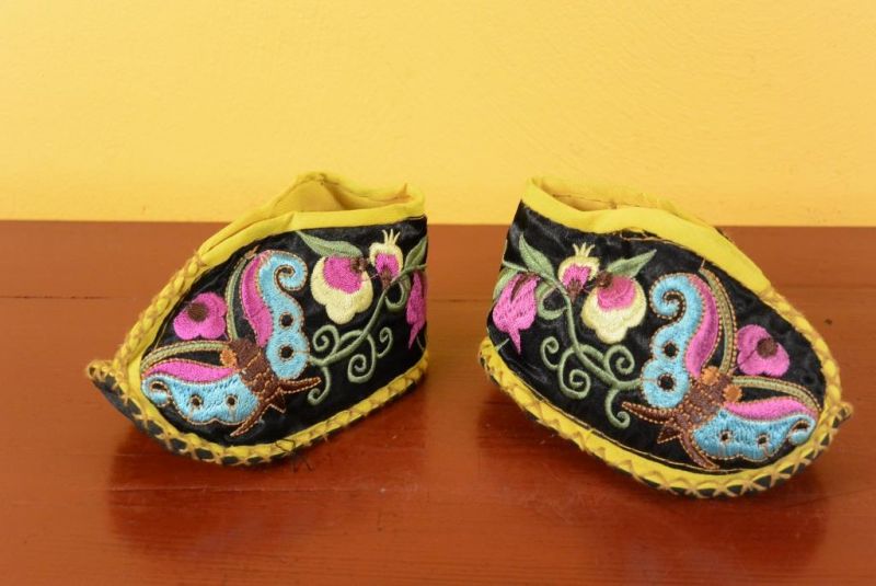 Chinese Embroidery - Miao Baby Slippers - Multicolor 1
