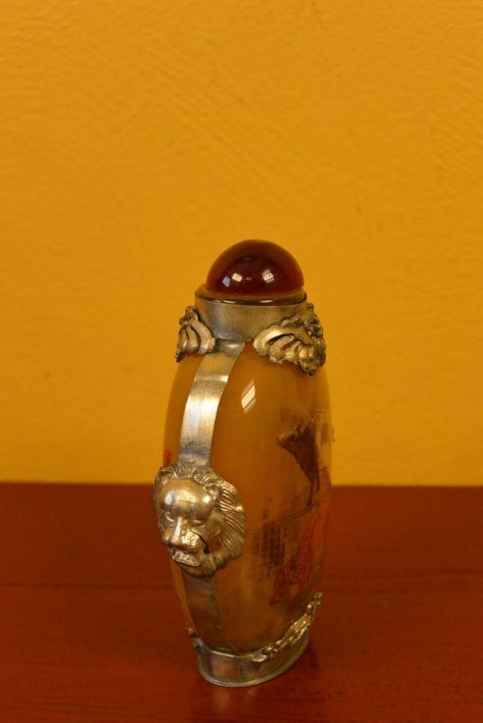 Chinese Glass Snuff Bottle - Buffaloes 3