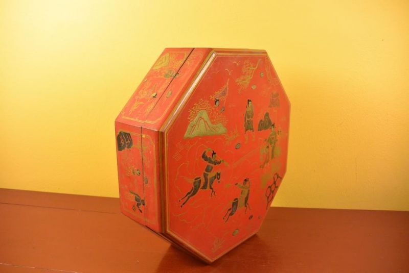 Chinese lacquer box - Red and gold 2 5