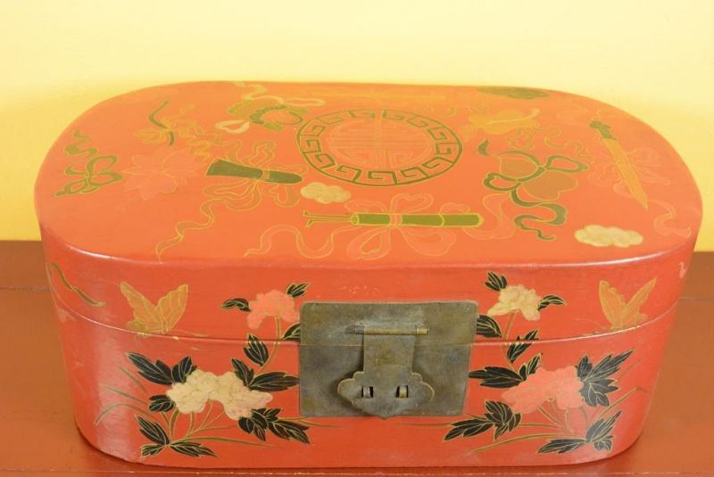Chinese lacquer box - Red 1