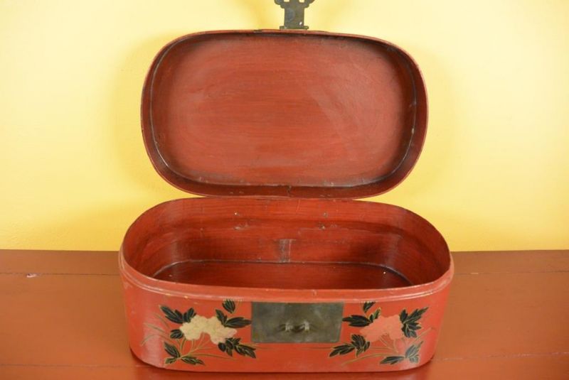Chinese lacquer box - Red 4
