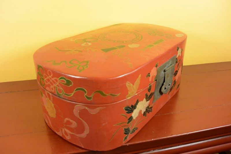 Chinese lacquer box - Red 5