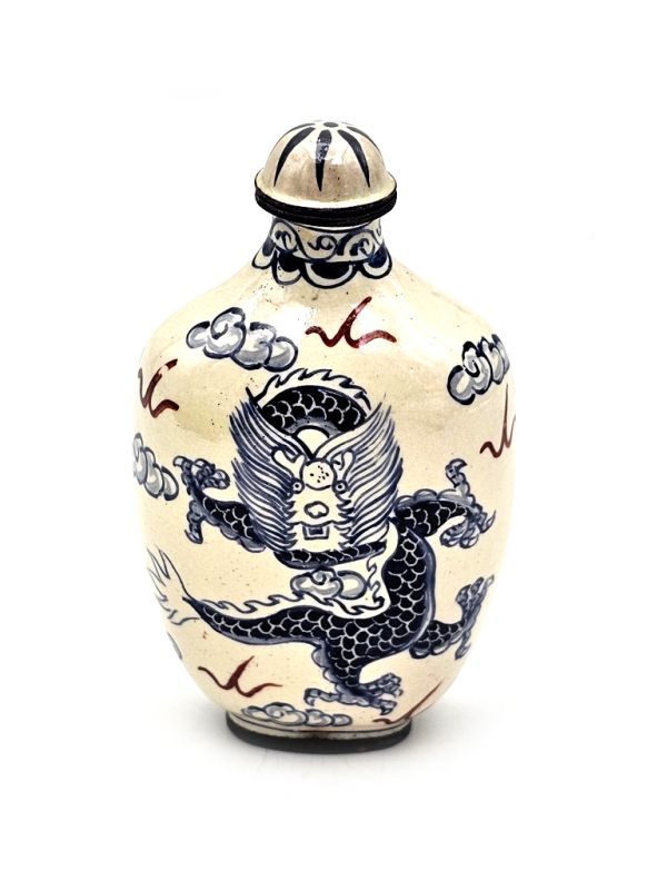 Chinese metal snuff bottles - The Chinese dragon 1
