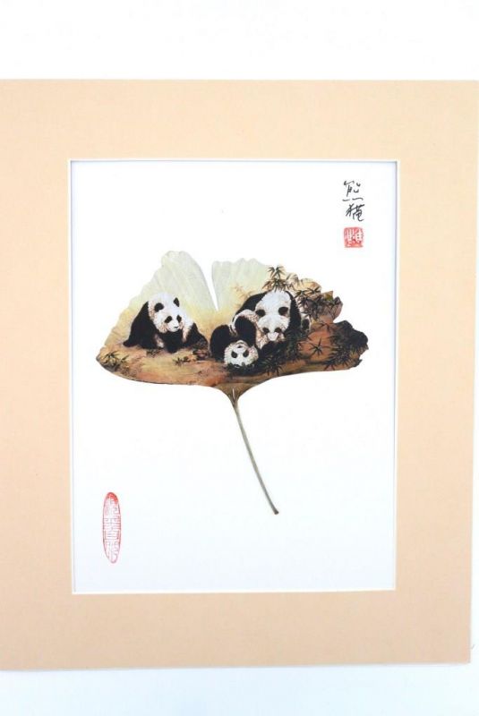 Chinese painting on tree leaf - 3 Pandas 1