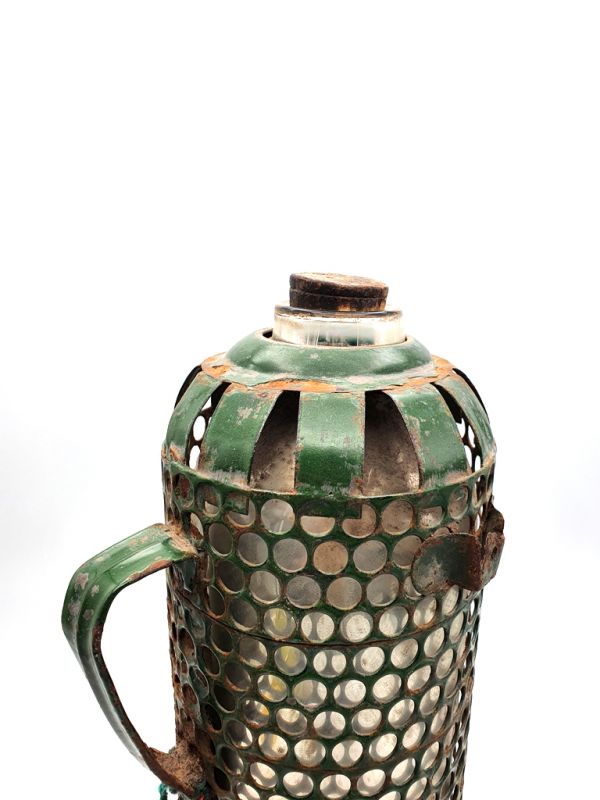 Chinese popular object - Chinese thermos surrounded by metal 2