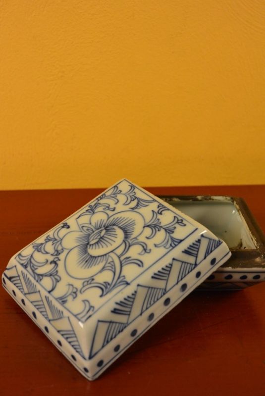 Chinese Porcelain Potiche box 3
