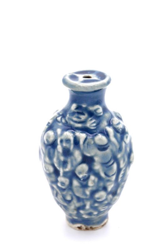 Chinese Porcelain Snuff Bottle 1