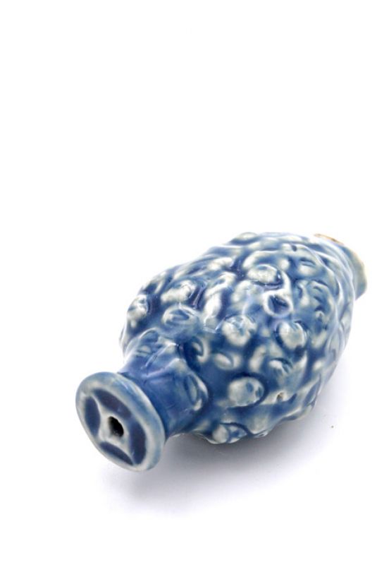 Chinese Porcelain Snuff Bottle 3