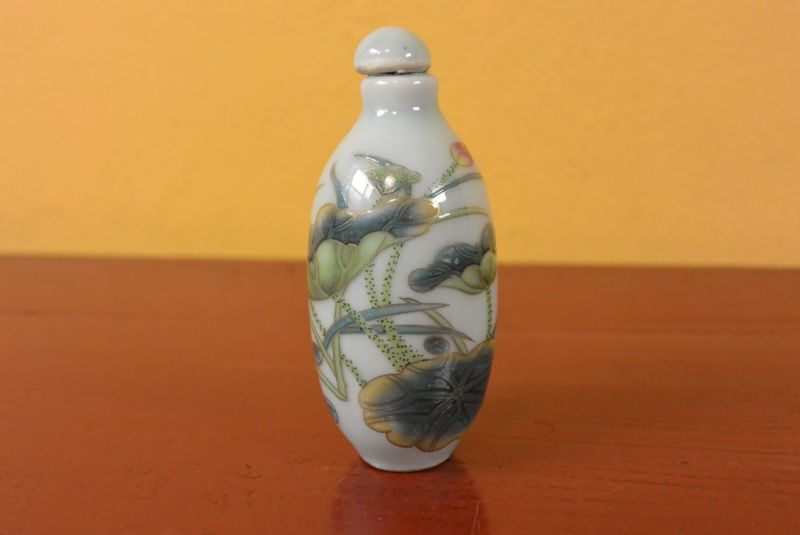 Chinese Porcelain Snuff Bottle Flower and Dragonfly 3 3