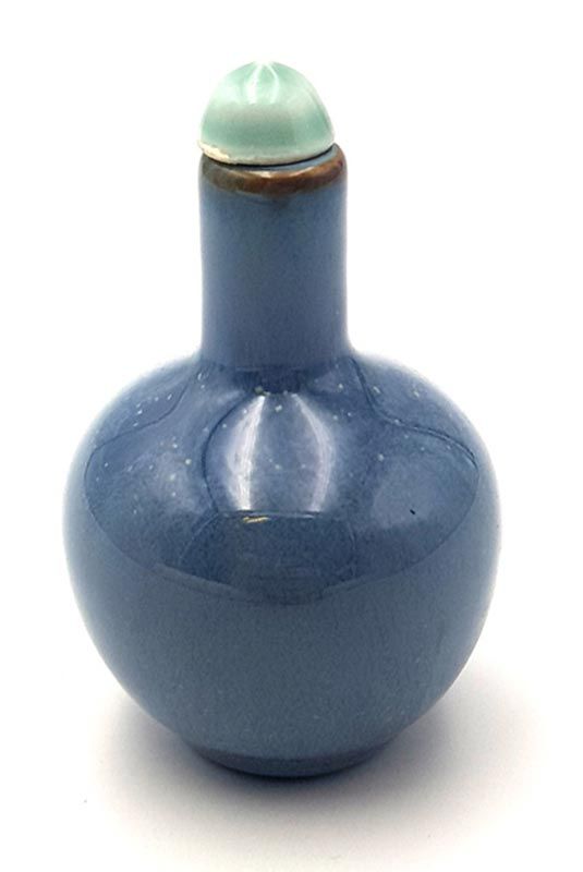 Chinese Porcelain Snuff Bottle - hand made painting - Blue 4 1
