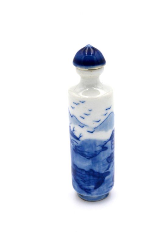 Chinese Porcelain Snuff Bottle - hand made painting - White and Blue - Landscape 7 3