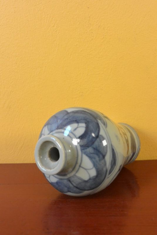 Chinese porcelain Vase 4