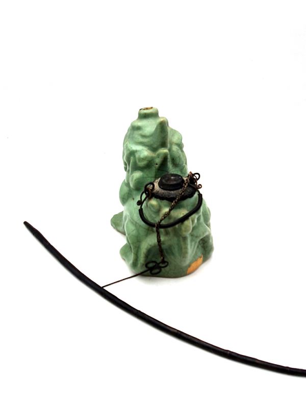 Old Chinese Celadon Water Pipe - Chinese guardian lion 5