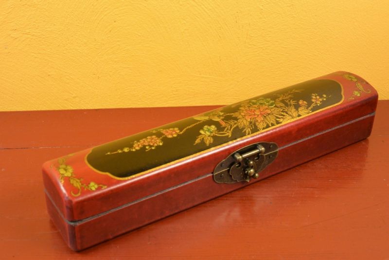 Chinese small long wooden box Red and Black Birds 1