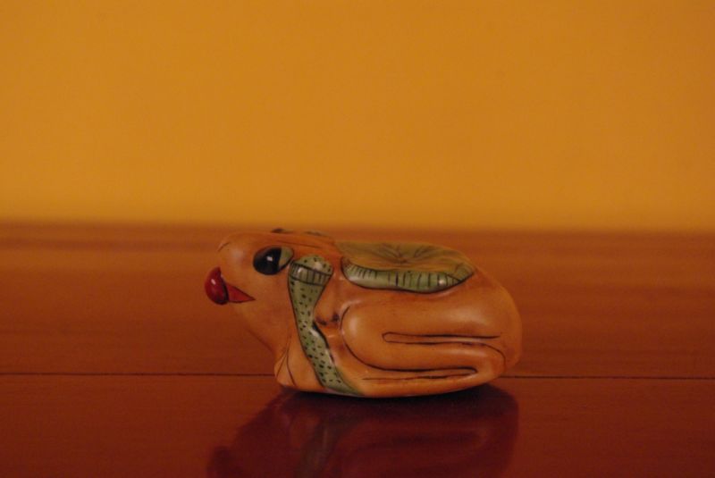 Chinese Frog snuff bottle decoration 1