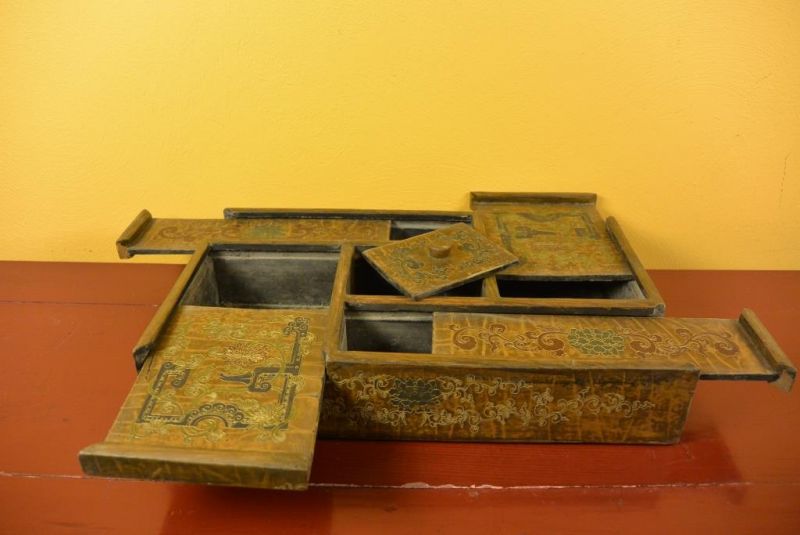 Chinesische Antike Box Hand graviert - Compartmentalized Box 2
