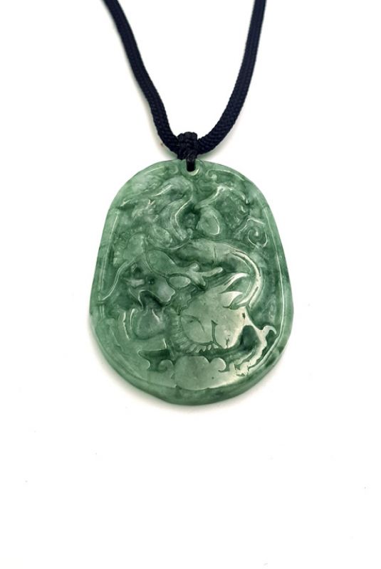 Chinesische Astrologie Jade Anhänger Drache 2