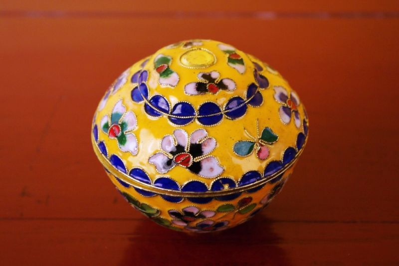 Chinesische Cloisonne-Dose Gelb 2