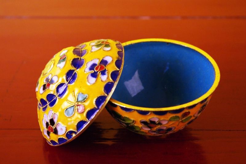 Chinesische Cloisonne-Dose Gelb 5
