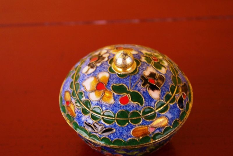 Chinesische Cloisonne-Dose Hellblau 4