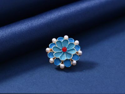 Chinesische Emaille-Anstecknadel - Cloisonne - Gefüllte Blüten