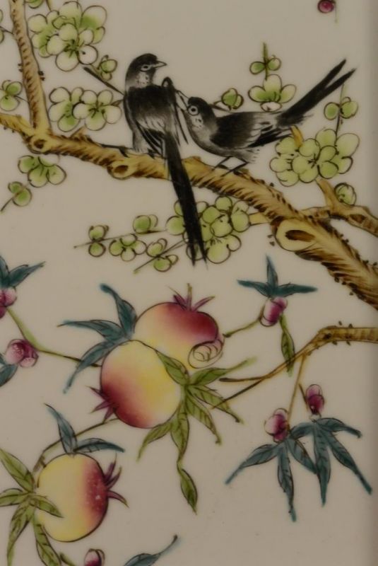 Chinesische Holzplatte und Porzellan - Vögel auf Kirschbaum 3 5