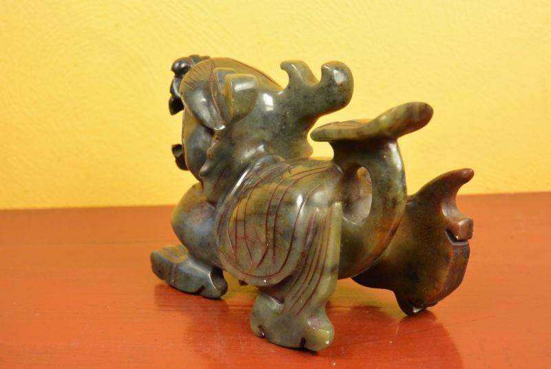 Chinesische Jade Pixiu Dunkelgrün schwarz 5