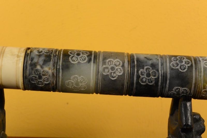 Chinesische Kalligraphie Pinsel Stein Jade / Blumen 3