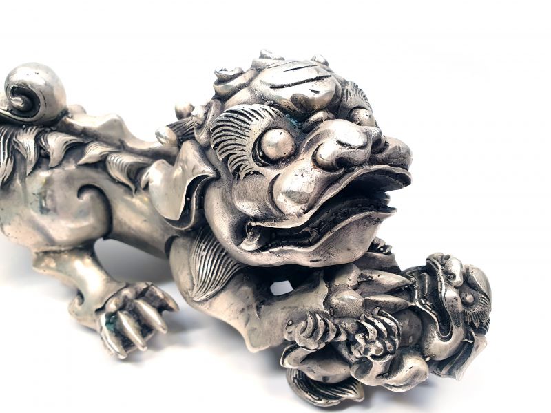 Chinesische Metall-Statue Wächterlöwe 2