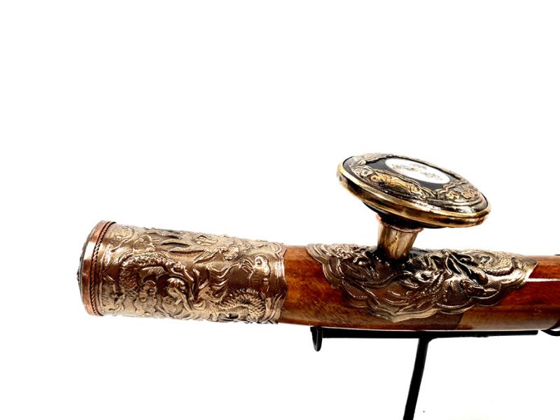 Chinesische Pfeife - Knochen, Holz, Metall und Perlmutt 2