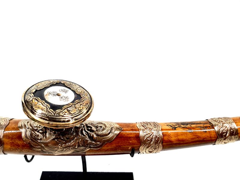 Chinesische Pfeife - Knochen, Holz, Metall und Perlmutt 3