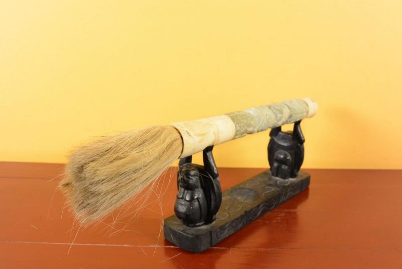 Chinesische Pinsel - Jade graviert 5