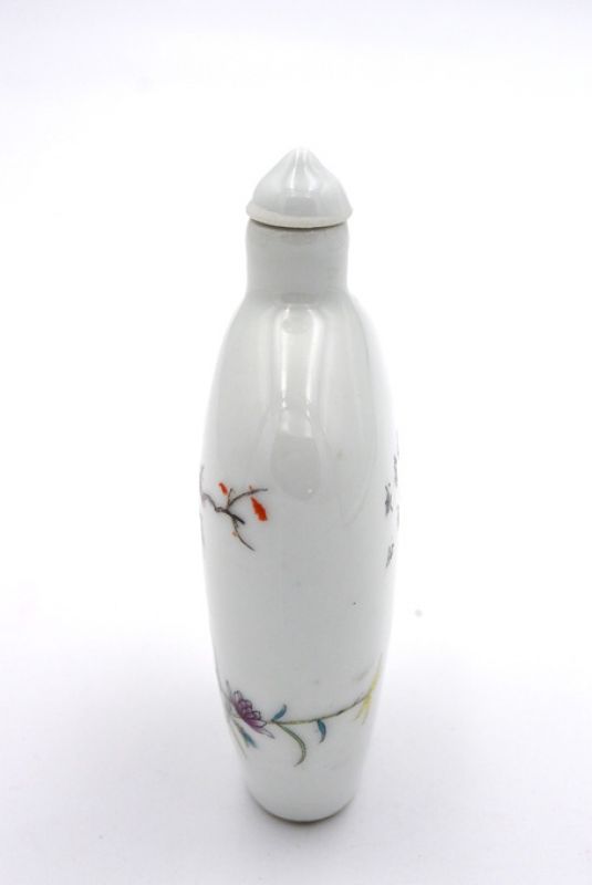 Chinesische Porzellan Schnupftabakflasche Blumen und Vogel 2